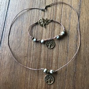 Handmade leather necklace and bracelet set